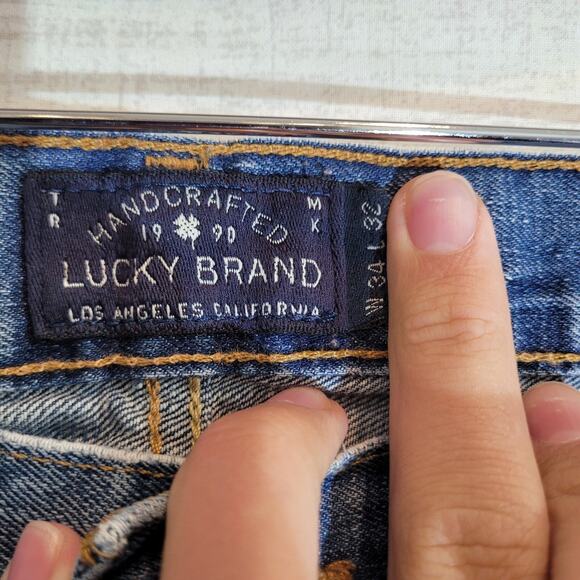 Lucky Brand 221 Original Straight Jeans Mens 34x32 Blue Denim Stretch Distressed - Picture 6 of 10